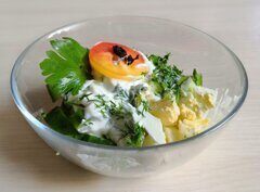 Салат огурец с яйцом